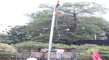 कोरोनाला हरवण्यासाठी स्वयंशिस्त पाळण्याचे पालकमंत्री एकनाथ शिंदे आवाहन