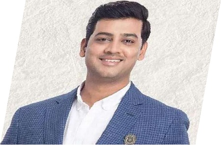 कल्याणमधून उमेदवारी जाहीर झाल्यानंतर डॉ . श्रीकांत शिंदेंची पहिली प्रतिक्रिया; भाजपा कार्यकर्त्यांवरही टीका....