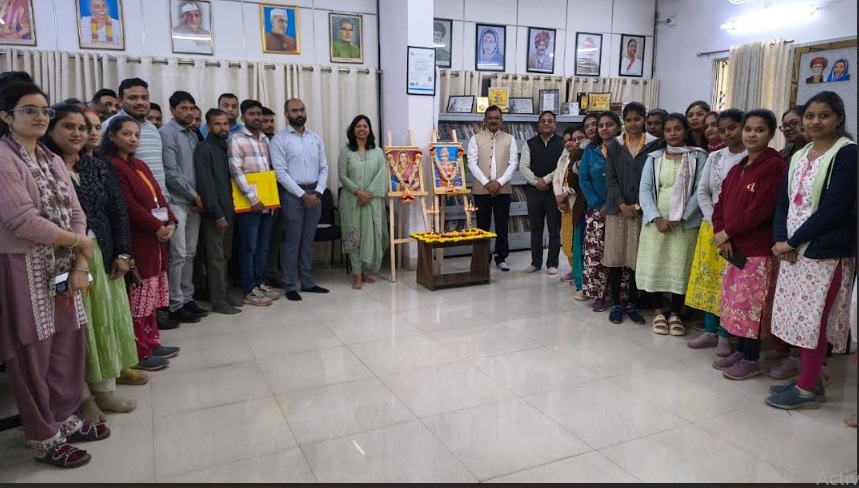 ‘महाज्योती येथे राजमाता जिजाऊ व स्वामी विवेकानंद यांची जयंती उत्साहात साजरी